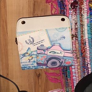 Vintage case + instax camera